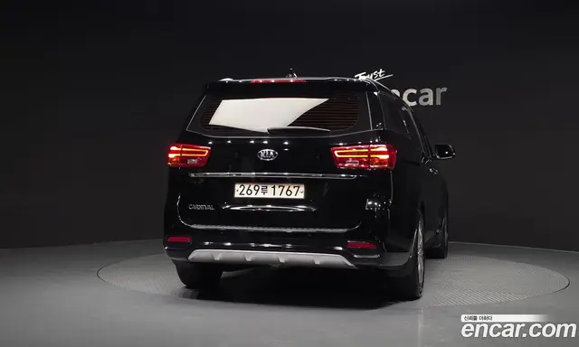 Kia Carnival 2019 2.2 автомат (гидро), миниатюра 4 Kia Carnival 2019 2.2 автомат (гидро), миниатюра 4