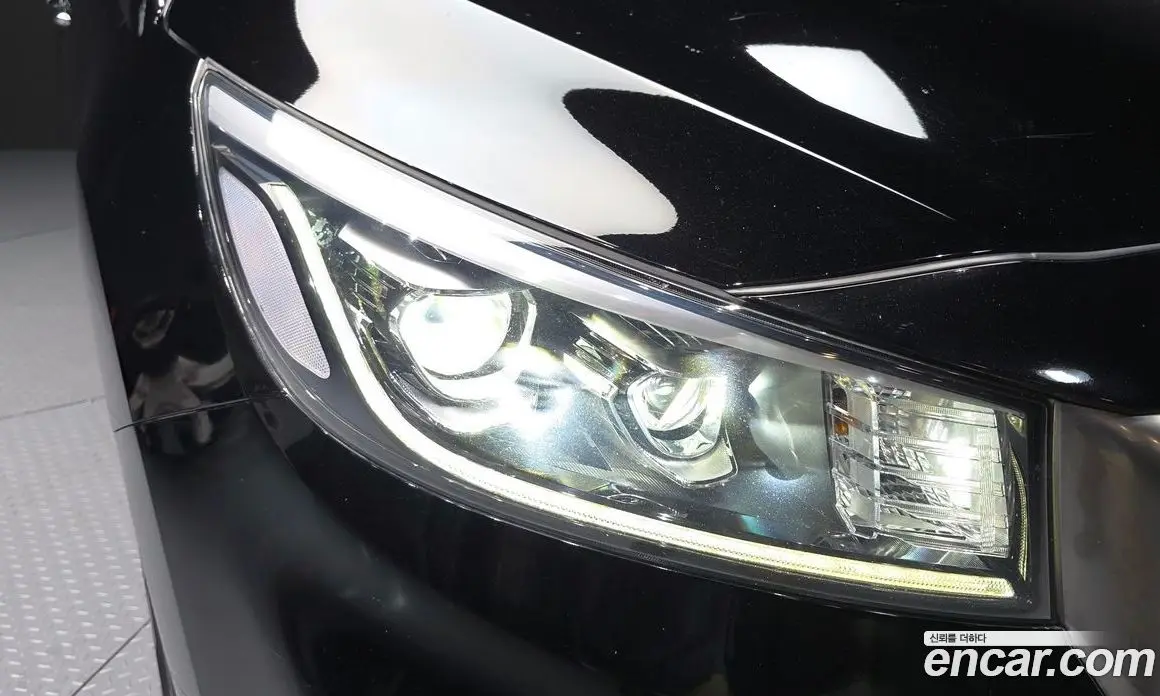 Kia Carnival 2019 2.2 автомат (гидро), фото 8 Kia Carnival 2019 2.2 автомат (гидро), фото 8