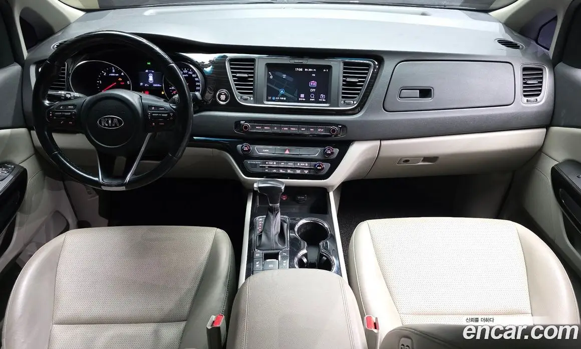 Kia Carnival 2019 2.2 автомат (гидро), фото 10 Kia Carnival 2019 2.2 автомат (гидро), фото 10