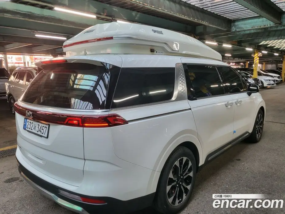 Kia Carnival 2020 2.2 автомат (гидро), фото 12