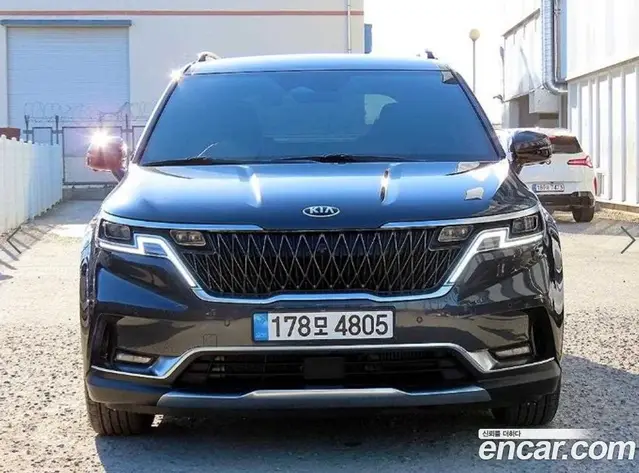 Kia Carnival, 2020, 214 811 км