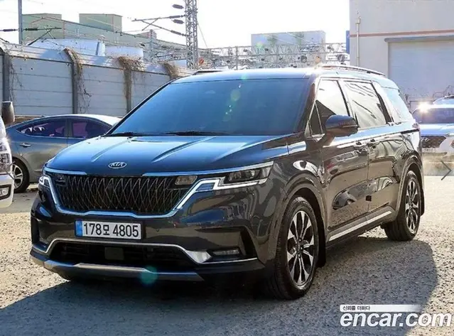 Kia Carnival 2020 2.2 автомат (гидро), миниатюра 2 Kia Carnival 2020 2.2 автомат (гидро), миниатюра 2