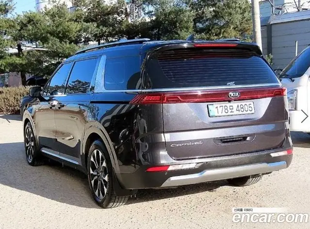 Kia Carnival 2020 2.2 автомат (гидро), миниатюра 3 Kia Carnival 2020 2.2 автомат (гидро), миниатюра 3