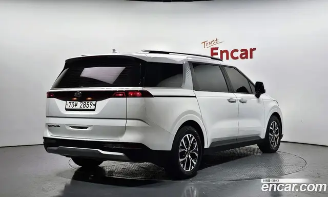 Kia Carnival 2021 2.2 автомат (гидро), миниатюра 2