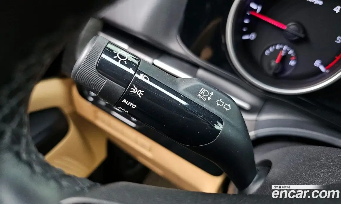 Kia Carnival 2021 2.2 автомат (гидро), фото 14