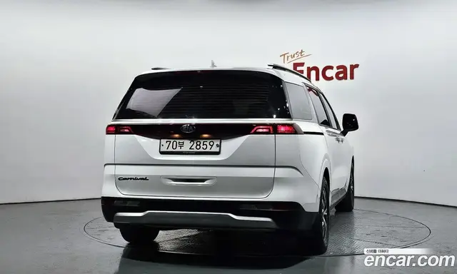 Kia Carnival 2021 2.2 автомат (гидро), миниатюра 4