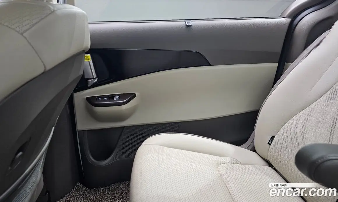 Kia Carnival 2021 2.2 автомат (гидро), фото 15