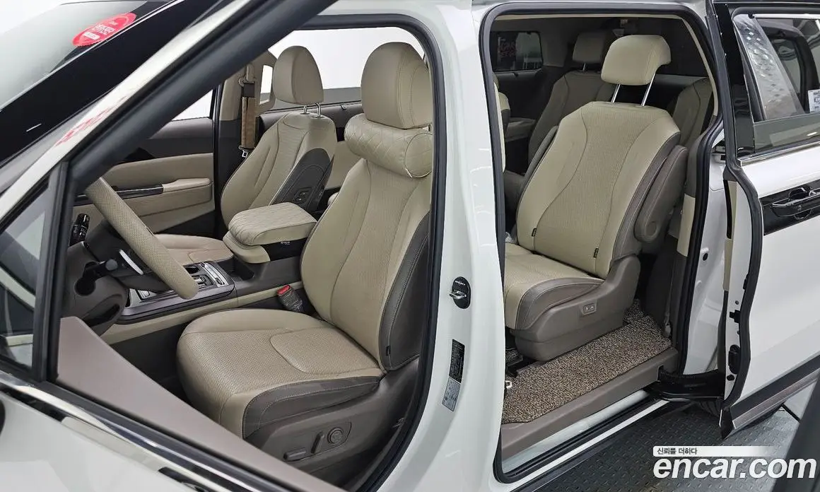 Kia Carnival 2021 2.2 автомат (гидро), фото 16