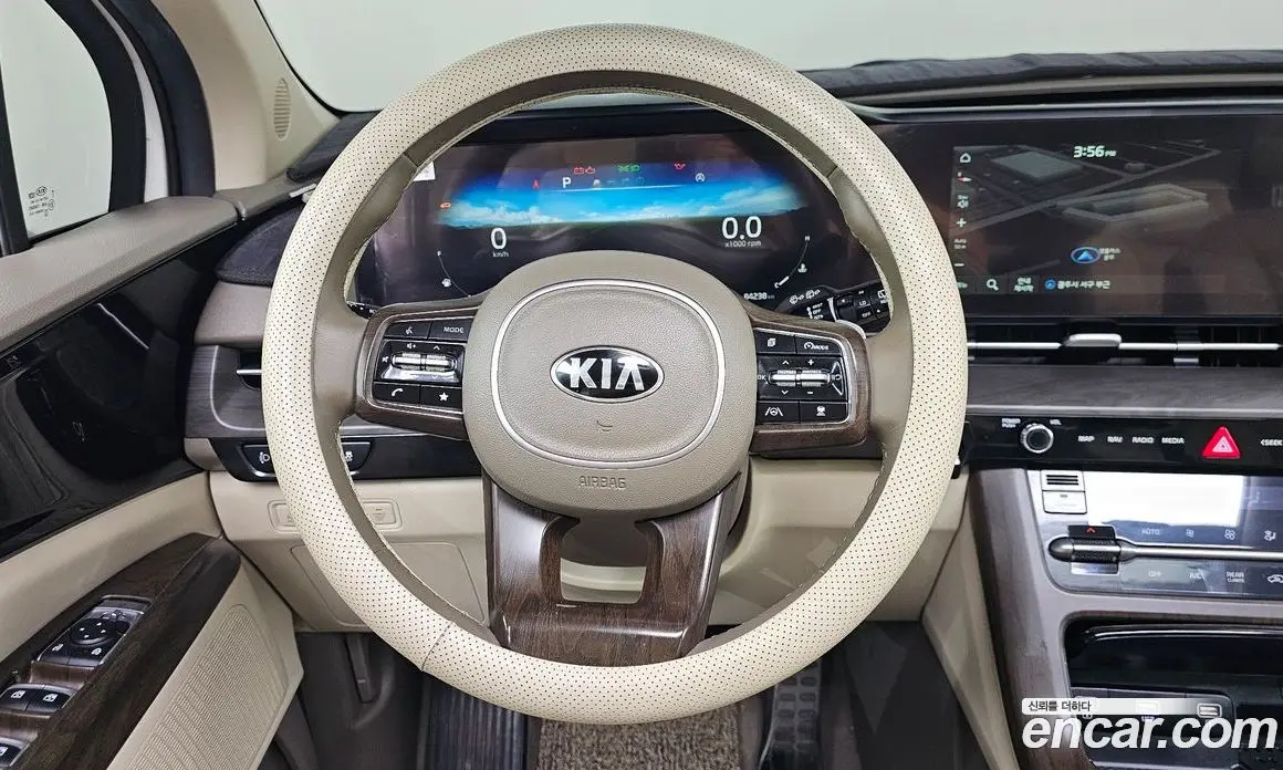 Kia Carnival 2021 2.2 автомат (гидро), фото 19