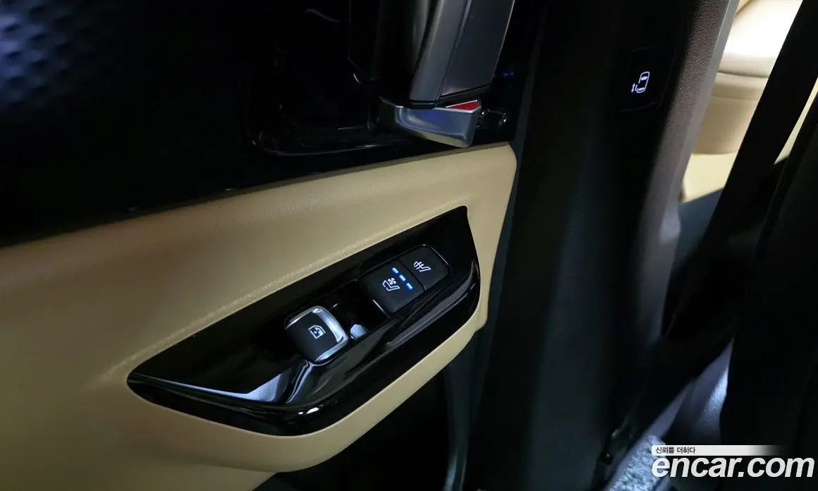 Kia Carnival 2021 2.2 автомат (гидро), фото 19