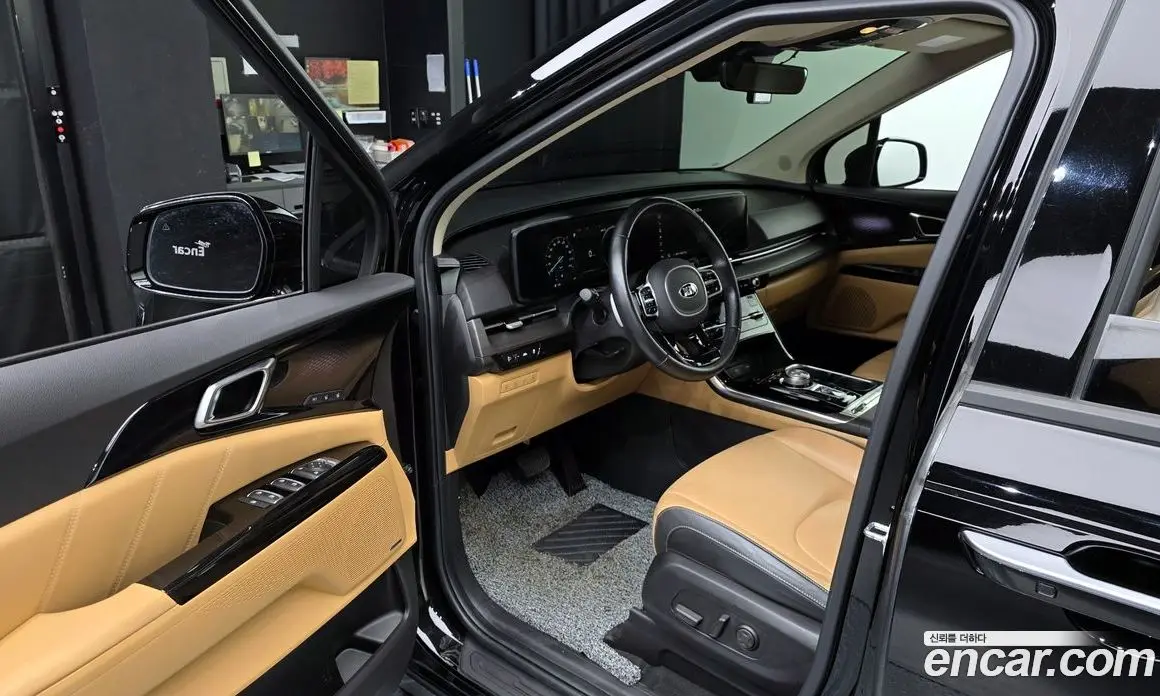 Kia Carnival 2021 2.2 автомат (гидро), фото 10
