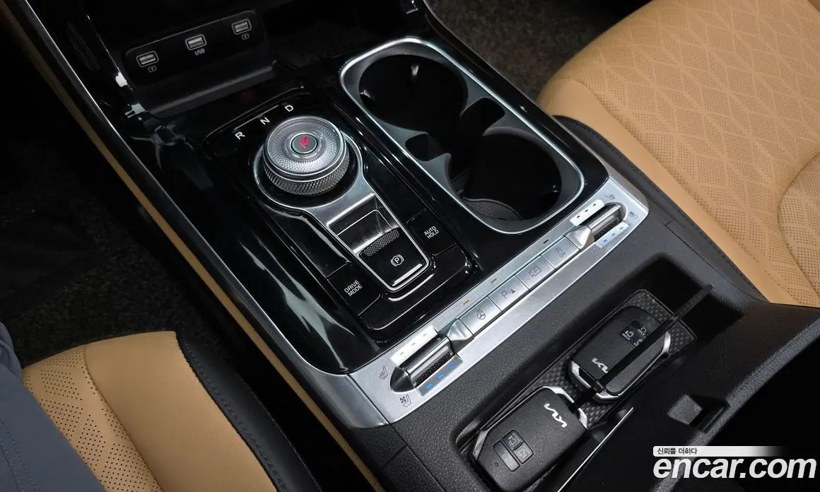 Kia Carnival 2021 2.2 автомат (гидро), фото 11