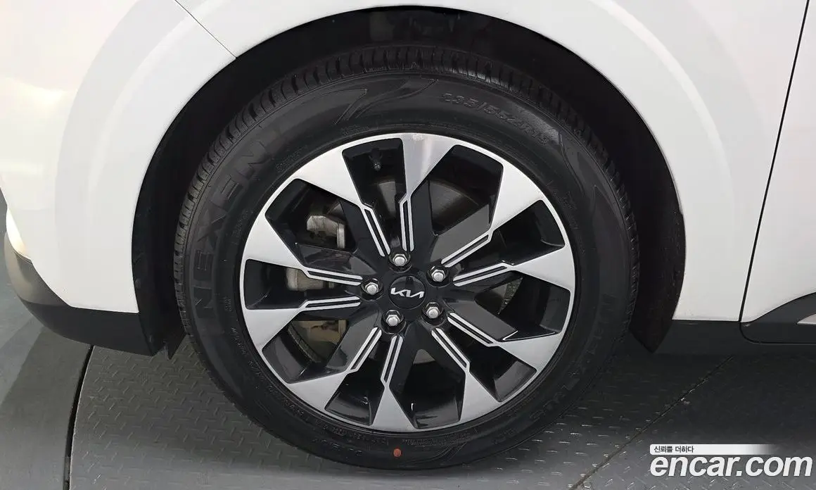 Kia Carnival 2021 2.2 автомат (гидро), фото 4