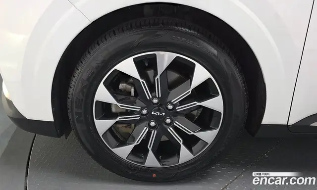Kia Carnival 2021 2.2 автомат (гидро), миниатюра 4