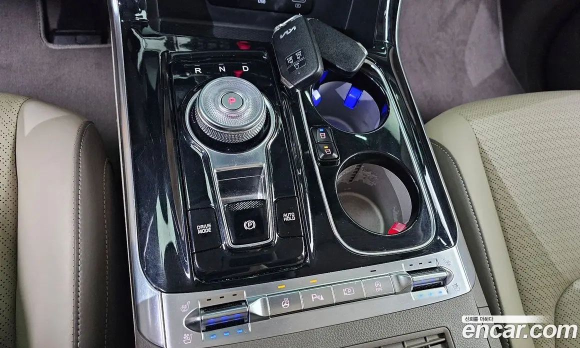 Kia Carnival 2021 2.2 автомат (гидро), фото 12