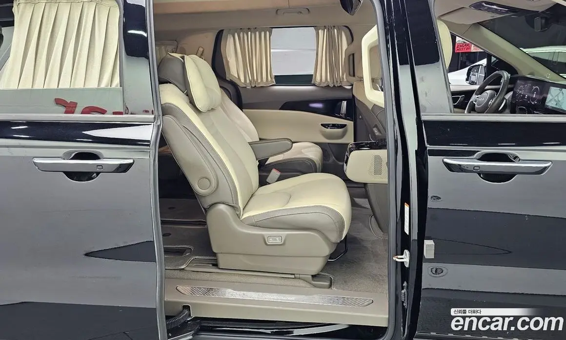 Kia Carnival 2021 2.2 автомат (гидро), фото 18