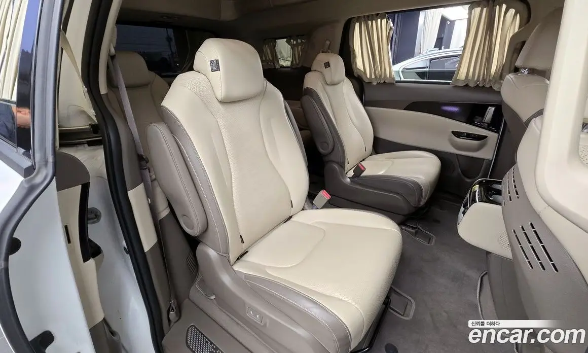 Kia Carnival 2021 3.5 автомат (гидро), фото 12