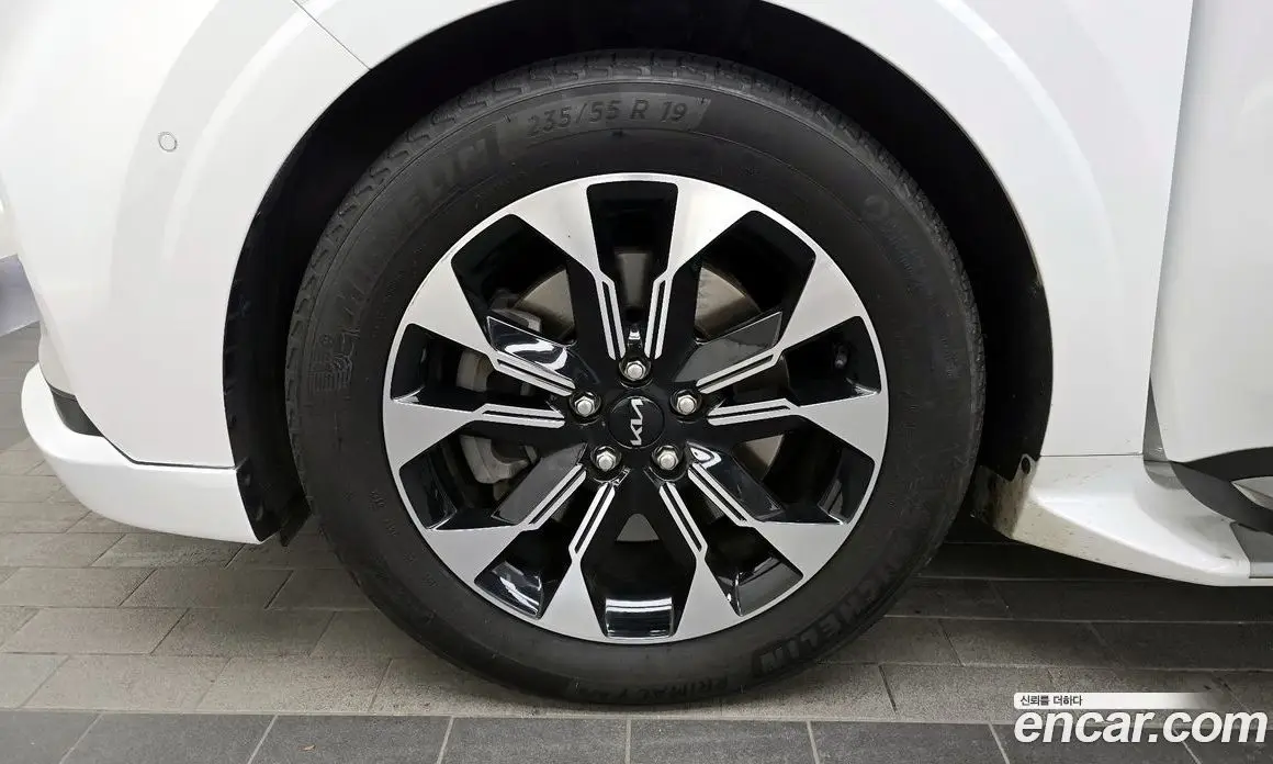 Kia Carnival 2021 3.5 автомат (гидро), фото 5