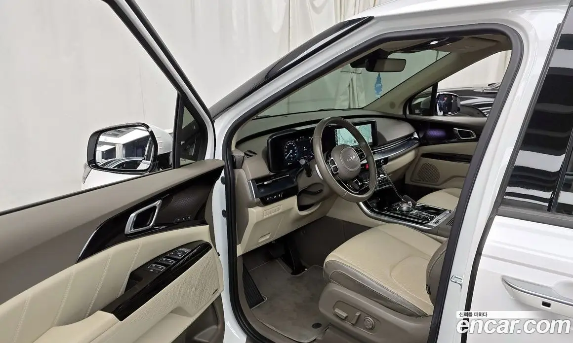 Kia Carnival 2021 3.5 автомат (гидро), фото 10