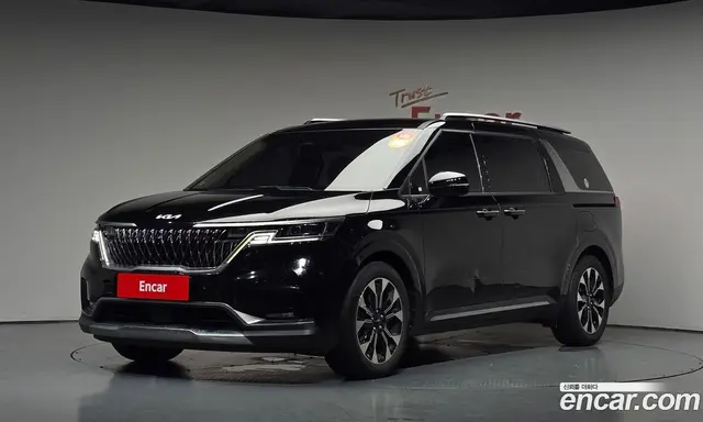 Kia Carnival, 2022, 69 157 км