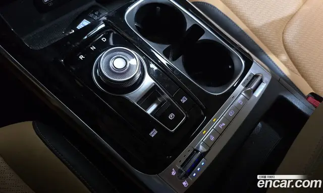 Kia Carnival 2022 2.2 автомат (гидро), миниатюра 12
