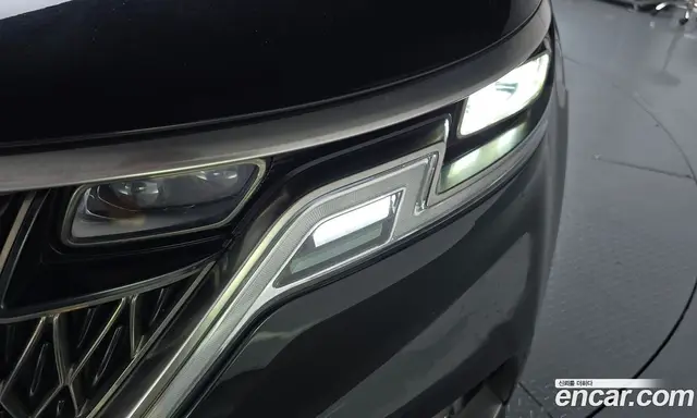 Kia Carnival 2022 2.2 автомат (гидро), миниатюра 8