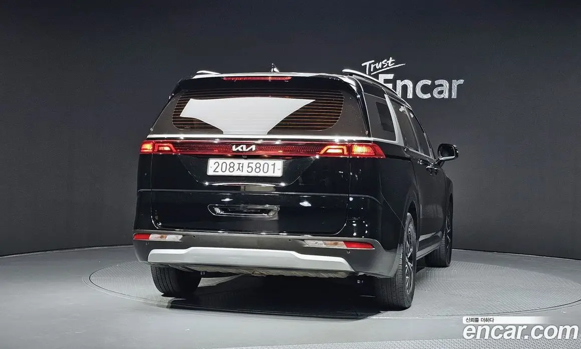 Kia Carnival 2022 2.2 автомат (гидро), фото 4 Kia Carnival 2022 2.2 автомат (гидро), фото 4