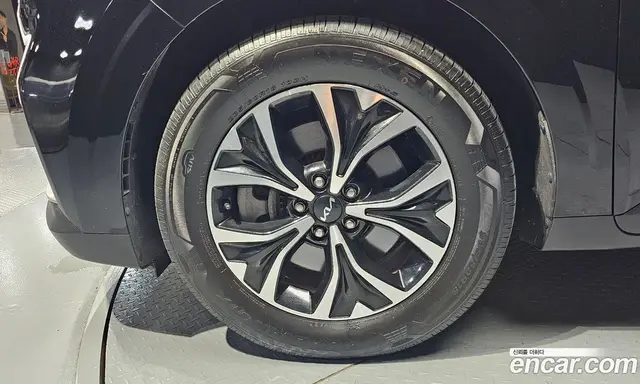 Kia Carnival 2022 2.2 автомат (гидро), миниатюра 5 Kia Carnival 2022 2.2 автомат (гидро), миниатюра 5