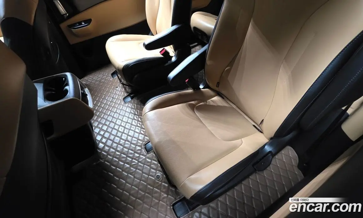 Kia Carnival 2022 2.2 автомат (гидро), фото 16 Kia Carnival 2022 2.2 автомат (гидро), фото 16