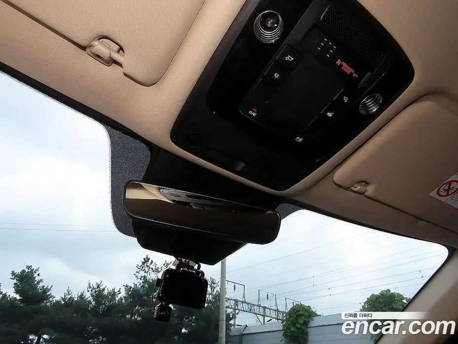 Kia Carnival 2023 2.2 автомат (гидро), фото 16