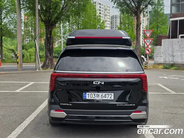 Kia Carnival 2024 3.5 автомат (гидро), миниатюра 4