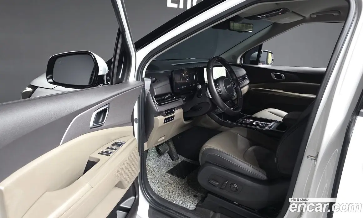 Kia Carnival 2024 2.2 автомат (гидро), фото 13