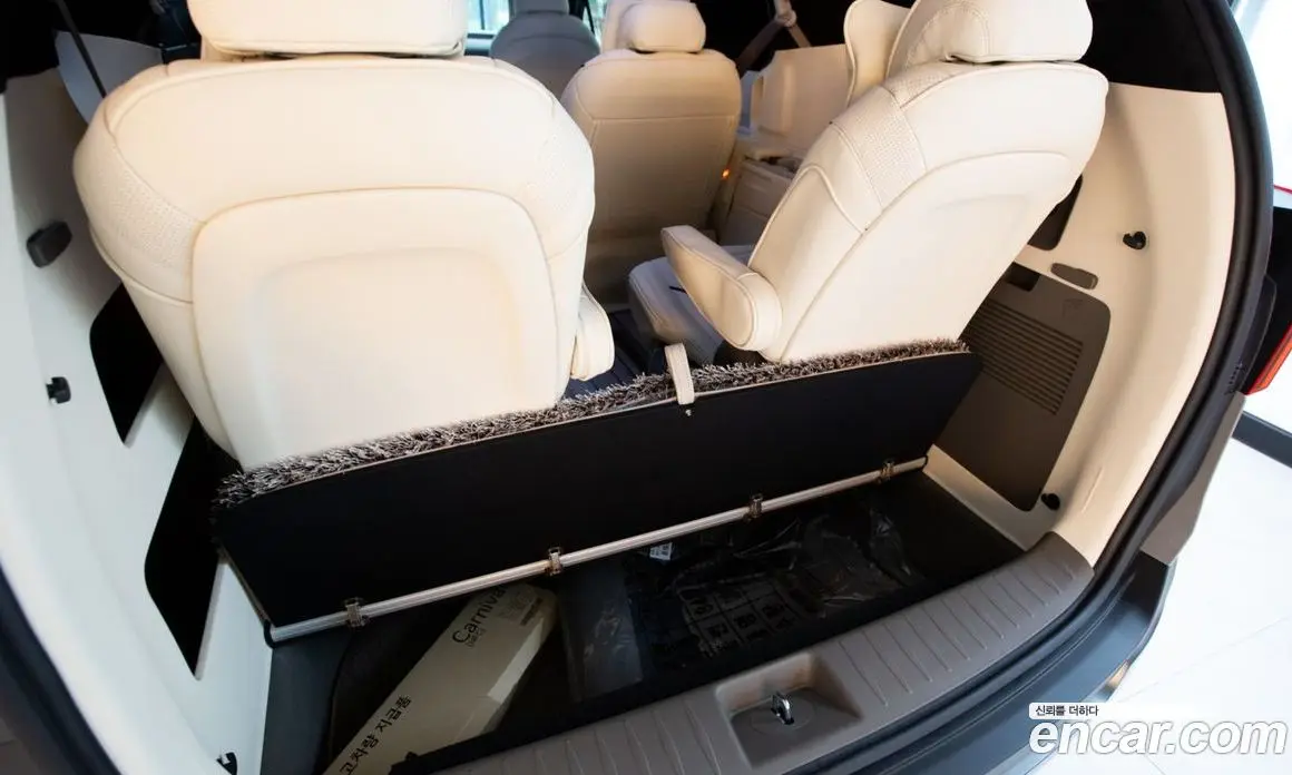 Kia Carnival 2026 3.5 автомат (гидро), фото 20 Kia Carnival 2026 3.5 автомат (гидро), фото 20