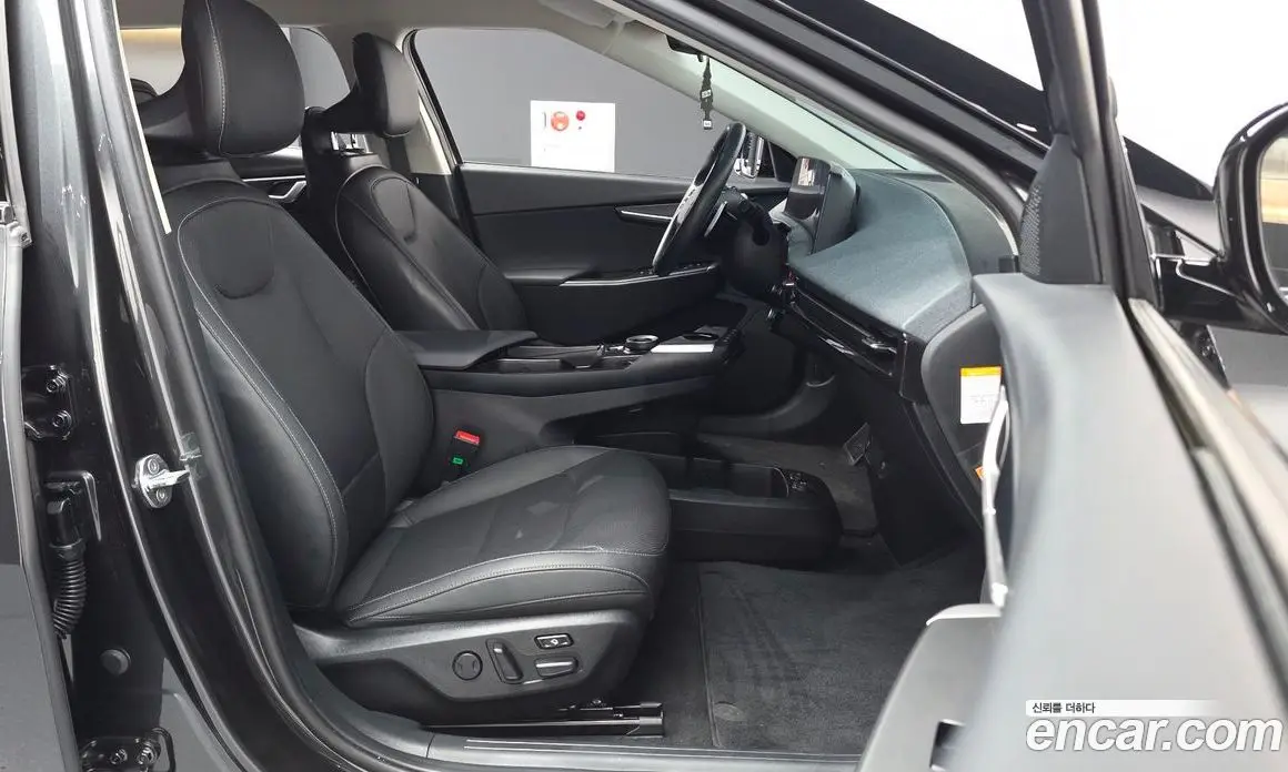 Kia EV6 2021 0.1 автомат (гидро), фото 17