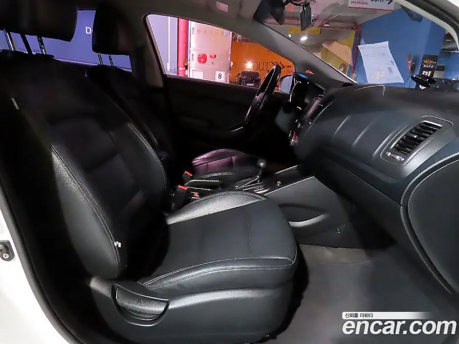 Kia K3 2014 1.6 автомат (гидро), фото 8