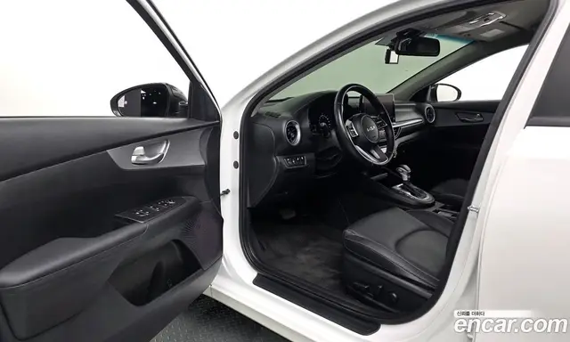 Kia K3 2022 1.6 автомат (гидро), миниатюра 10