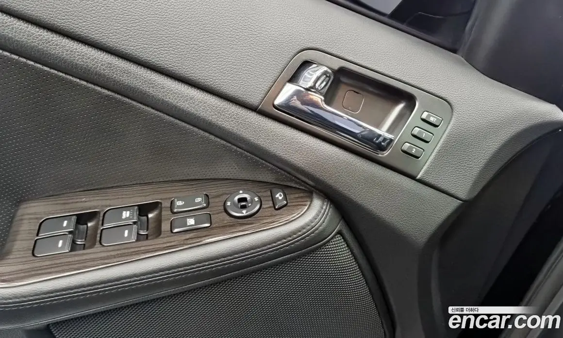 Kia K5 (Optima) 2010 2.0 автомат (гидро), фото 17 Kia K5 (Optima) 2010 2.0 автомат (гидро), фото 17