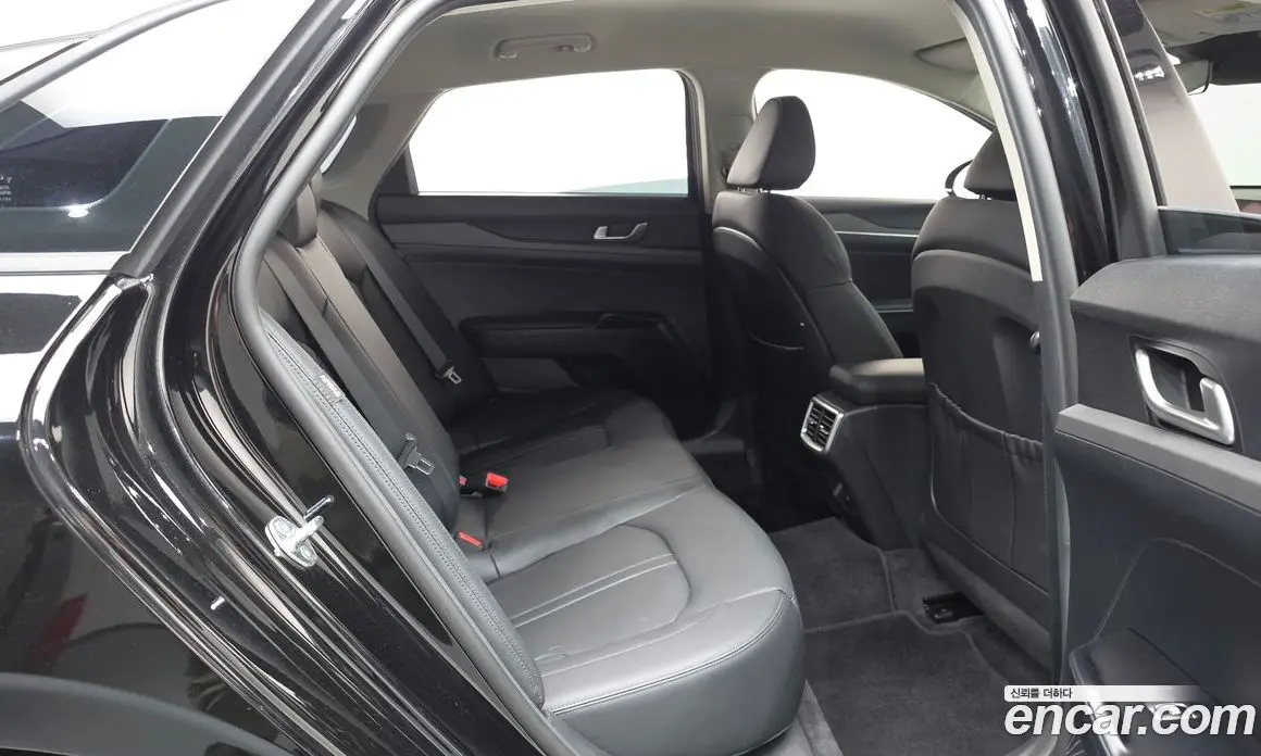 Kia K5 (Optima) 2024 2.0 автомат (гидро), фото 17 Kia K5 (Optima) 2024 2.0 автомат (гидро), фото 17