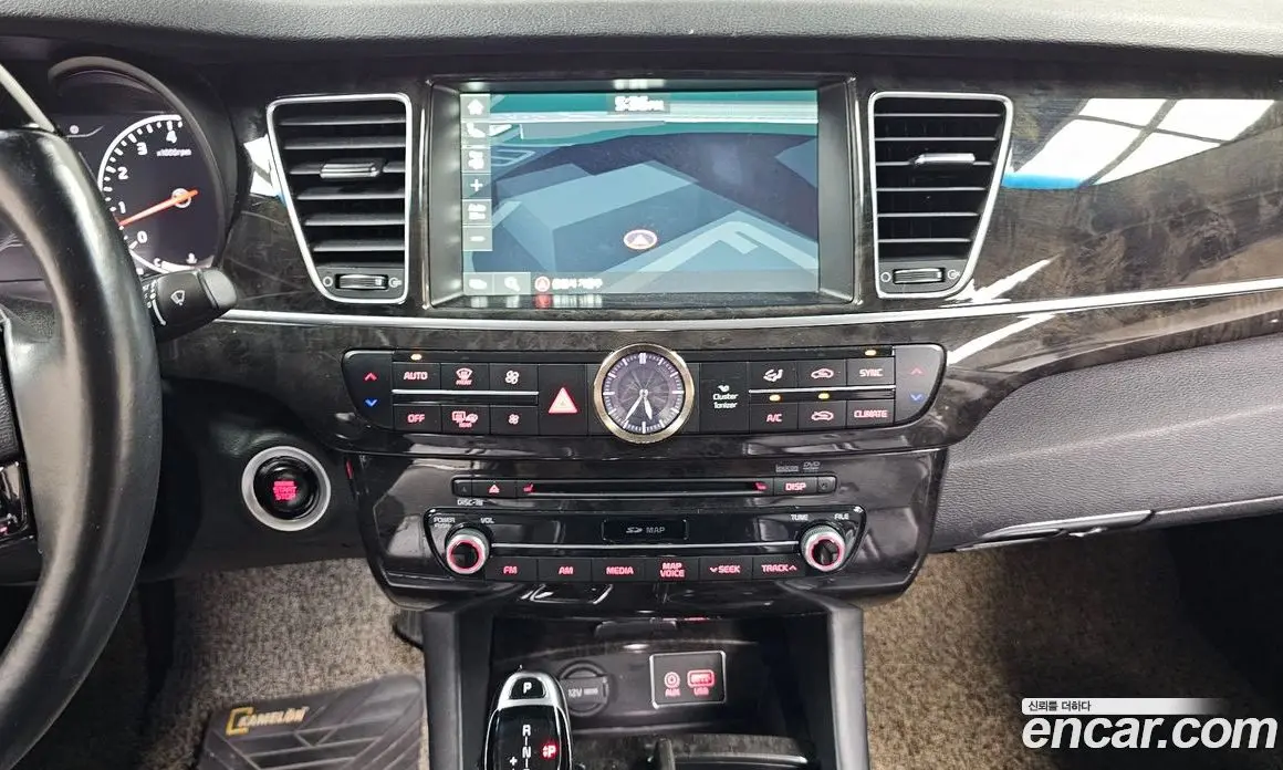 Kia K9 2017 3.8 автомат (гидро), фото 14 Kia K9 2017 3.8 автомат (гидро), фото 14