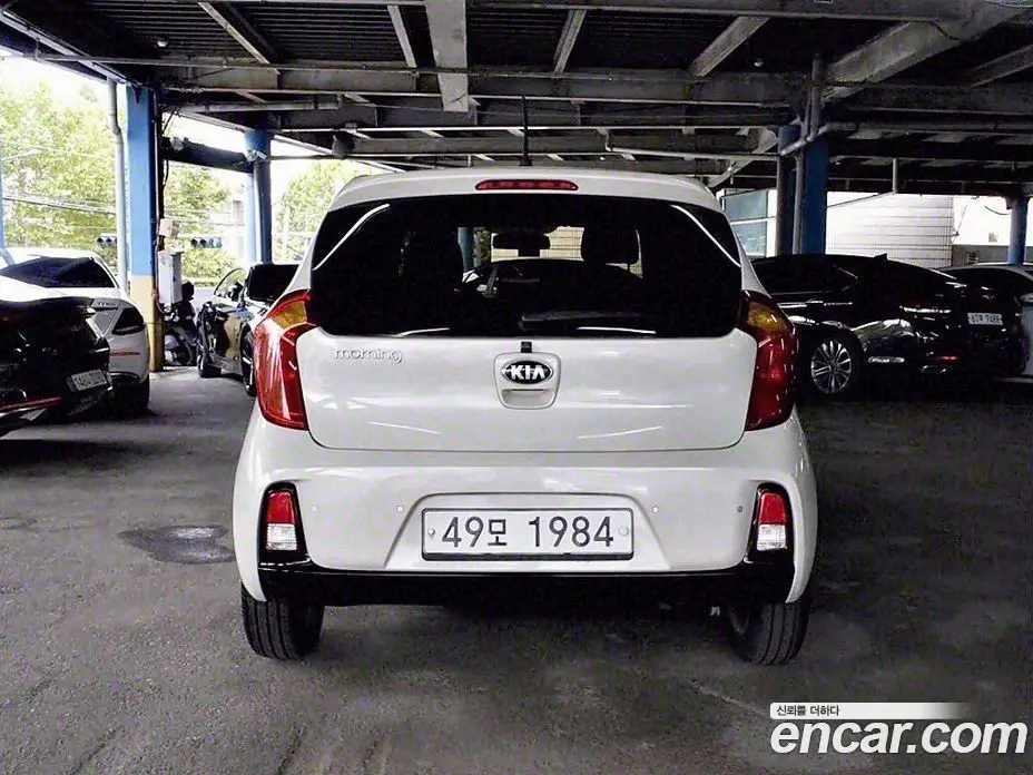Kia Morning 2015 1.0 автомат (гидро), фото 4 Kia Morning 2015 1.0 автомат (гидро), фото 4