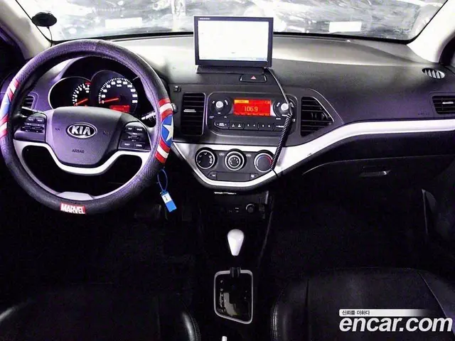 Kia Morning 2015 1.0 автомат (гидро), миниатюра 7 Kia Morning 2015 1.0 автомат (гидро), миниатюра 7