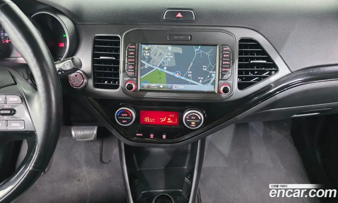 Kia Morning 2016 1.0 автомат (гидро), фото 15 Kia Morning 2016 1.0 автомат (гидро), фото 15