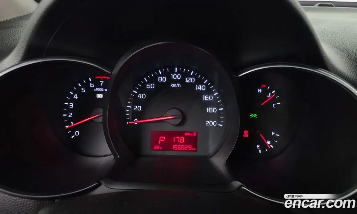 Kia Morning 2016 1.0 автомат (гидро), фото 8 Kia Morning 2016 1.0 автомат (гидро), фото 8