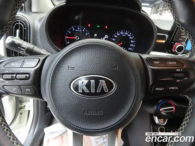 Kia Morning 2019 1.0 автомат (гидро), миниатюра 12