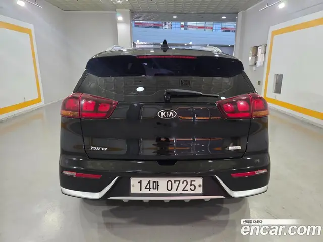 Kia Niro 2016 1.6 автомат (гидро), миниатюра 4