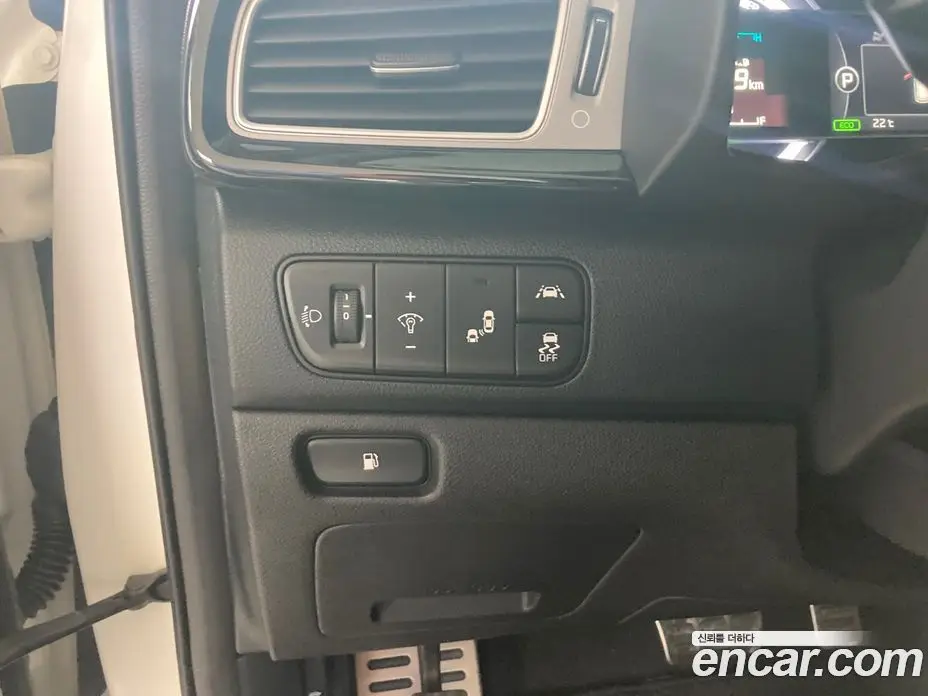 Kia Niro 2016 1.6 автомат (гидро), фото 13 Kia Niro 2016 1.6 автомат (гидро), фото 13