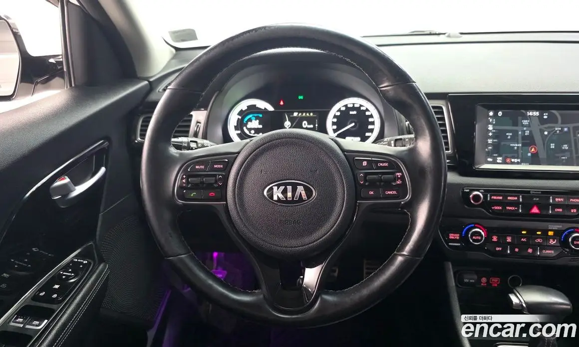 Kia Niro 2016 1.6 автомат (гидро), фото 13