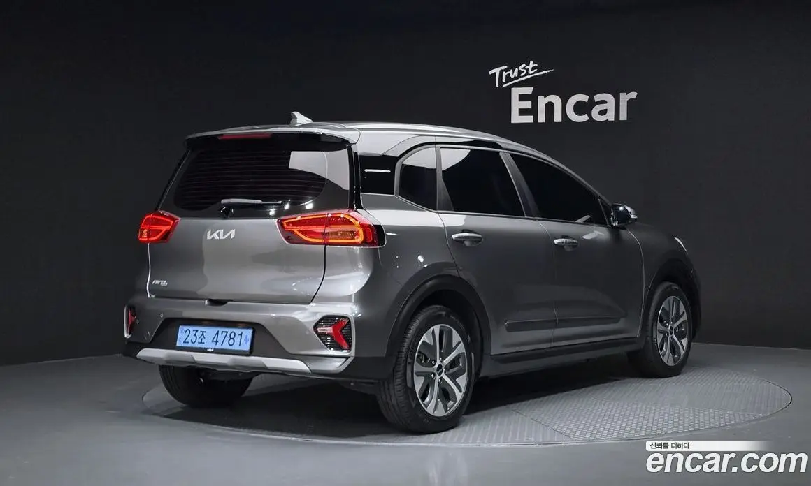 Kia Niro 2022 0.2 автомат (гидро), фото 2 Kia Niro 2022 0.2 автомат (гидро), фото 2