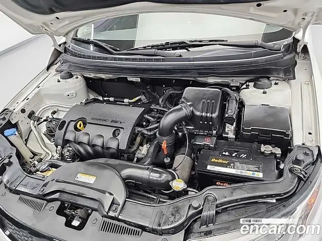 Kia Porte 2010 1.6 автомат (гидро), миниатюра 5