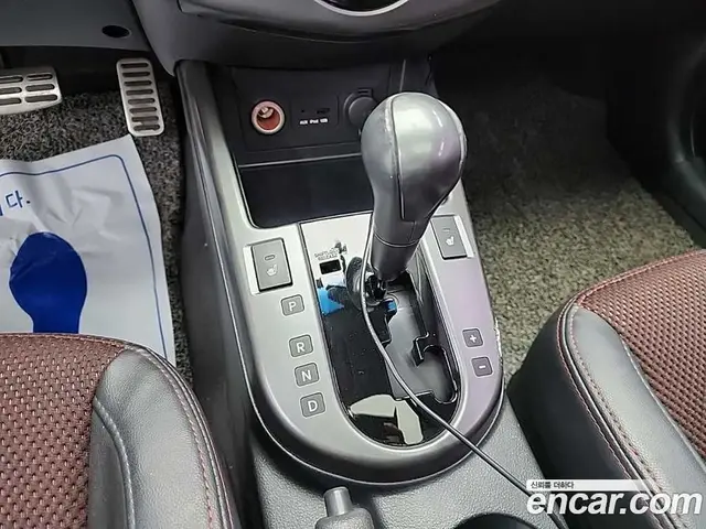 Kia Porte 2010 1.6 автомат (гидро), миниатюра 8
